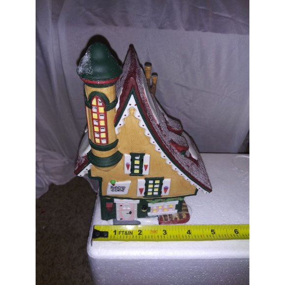 Dept 56 Heritage Village Elfin Snow Cone Lighted Ceramic House Holiday Decor - Picture 10 of 14